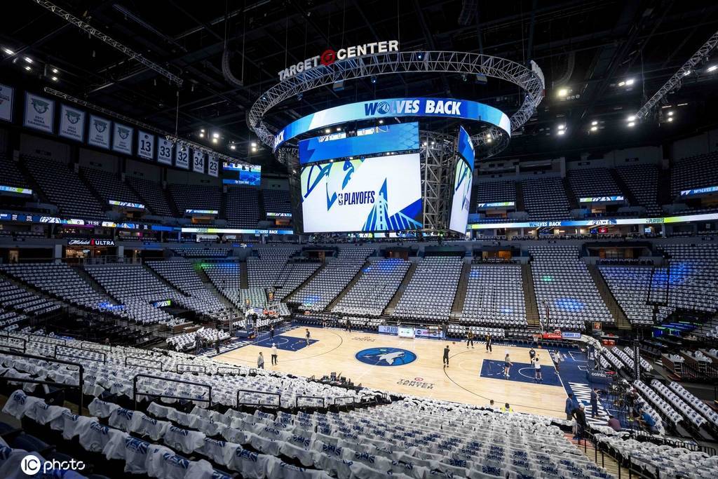 无库里勇士首节仅15分 库明加2分钟正负值-10